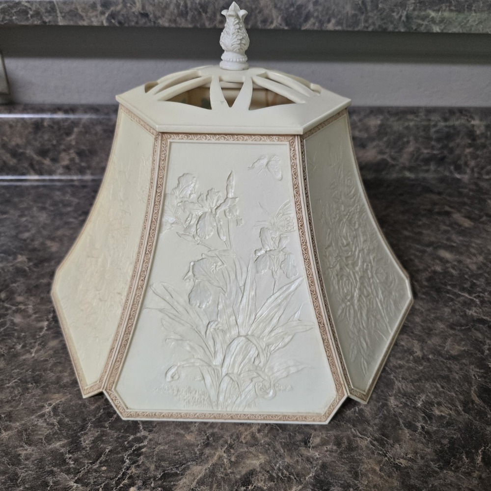 Vintage 1950's Celluloid Lithophane 6 Panel Floral Scene Lamp Shade